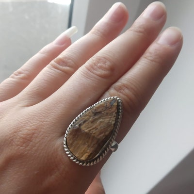 •FACETED ETHIOPIAN OPAL - STACKABLE FREEFORM• silver ring (size 9)
