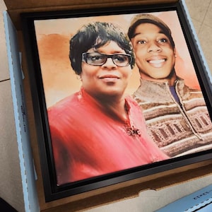 Shawnta added a photo of their purchase