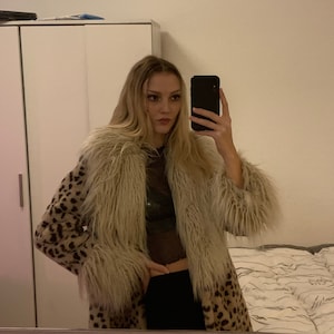 Leopard Print Faux Fur Coat, Animal Print Full Length Fake Fur Coat for  Women, Fluffy Boho Fur Coat, Vegan Fur, Belted Beige Faux Fur Coat 