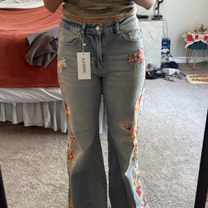 Aryanna added a photo of their purchase