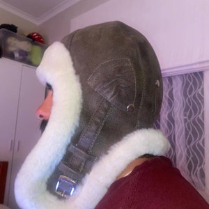 Cucuba Chapeau En Cuir De Montone Shearling Hiver Ushanka Homme Cucuba Chapeau En Cuir De Montone Shearling Hiver Ushanka Homme