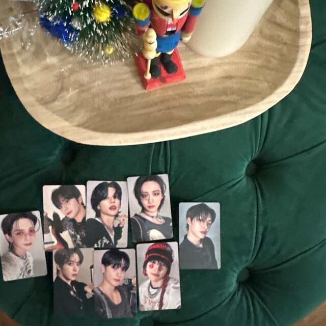 ATEEZ シーズングリーティング 2025 フォトカードセット - 予約受付中