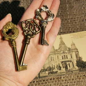 Real Antique Skeleton Keys Authentic Church Keys, Door Keys 