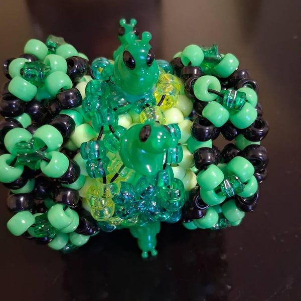 Spinning Alien Duckies in the Galaxy| Handmade Kandi Bead Bracelet| 3D ...
