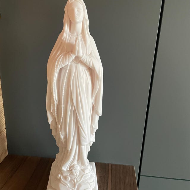 アラバスター製の祈る聖母マリア像 42 cm 白 - Etsy 日本