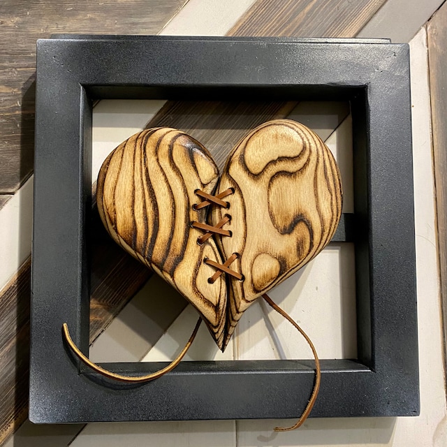 Decoración de corazón en madera coloreada para colocar sobre (51.41.98) -  Art From Italy