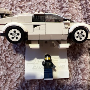 Georgina added a photo of their purchase