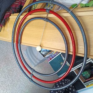 ファイアジャイロフープ ~ テープで固定されたポリプロ製アイソ