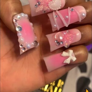 Chantrece added a photo of their purchase