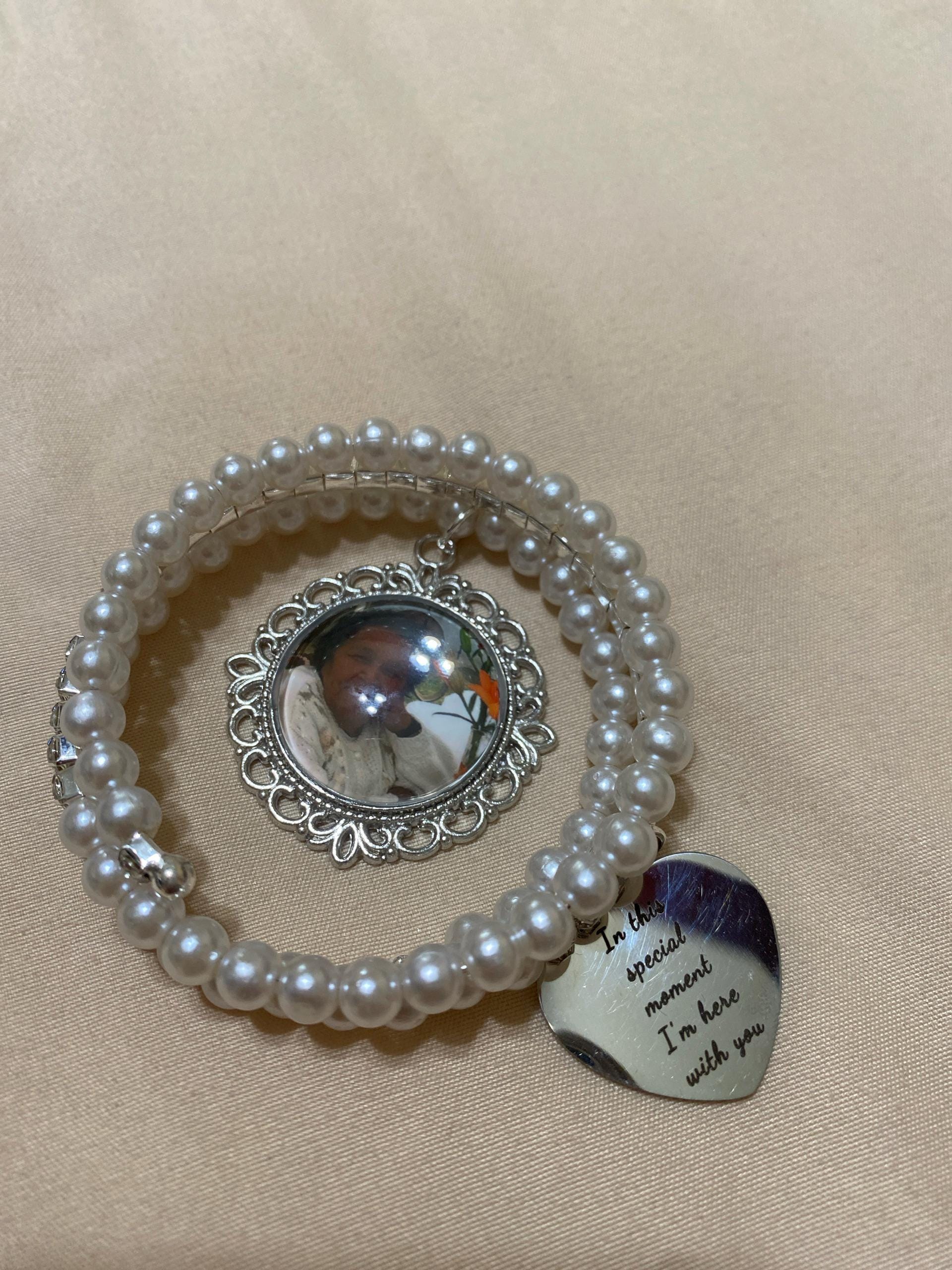 Custom Photo Bridal Bouquet Charm, Wedding Bouquet Charm with Pearl, Memorial Gift for Bride, Bridal Shower Gift, Wedding Gifts for Her