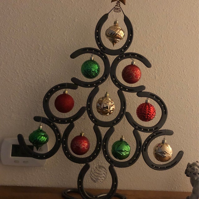 Rustic Horseshoe Christmas Tree with Star and Ornaments - Catch the luck