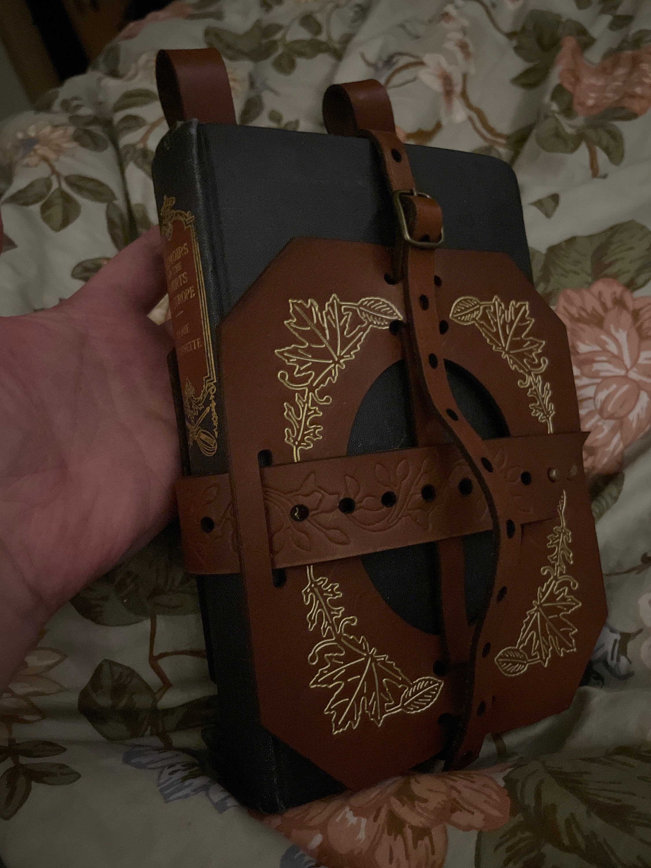 Book Holder - larp leather book bag -  book lover gift - waist book Holster - Book of shadows - spell book - witchcraft gold brown