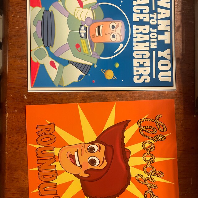 バズ ライトイヤーのポスター スペースレンジャーに参加して