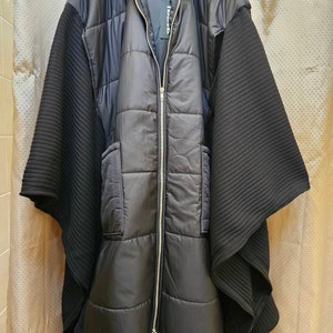 ジャケット・アウター SLY QUILTED MILITARY PONCHO FREE c2caddext__77725.1731812839.jpg