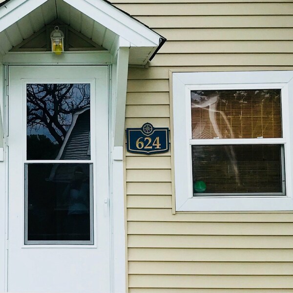 Compass Address Sign 12