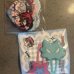 Valentine added a photo of their purchase