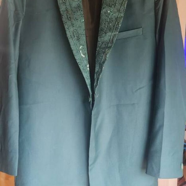 Amazing Formal Gray Three-Piece Slim Fit Mens Suit for Prom main image 0
