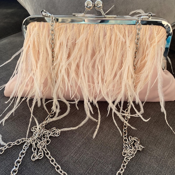 Pink Feather Party Evening Clutch main image 1
