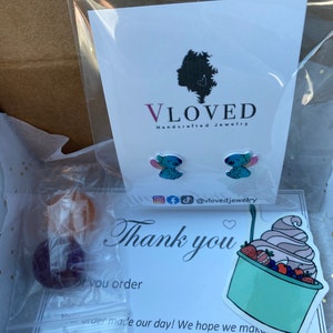 Makayla added a photo of their purchase