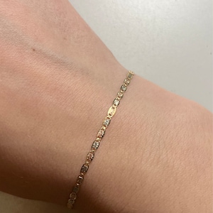 Taylor added a photo of their purchase