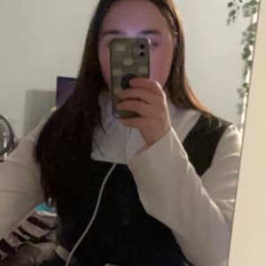 Julia added a photo of their purchase