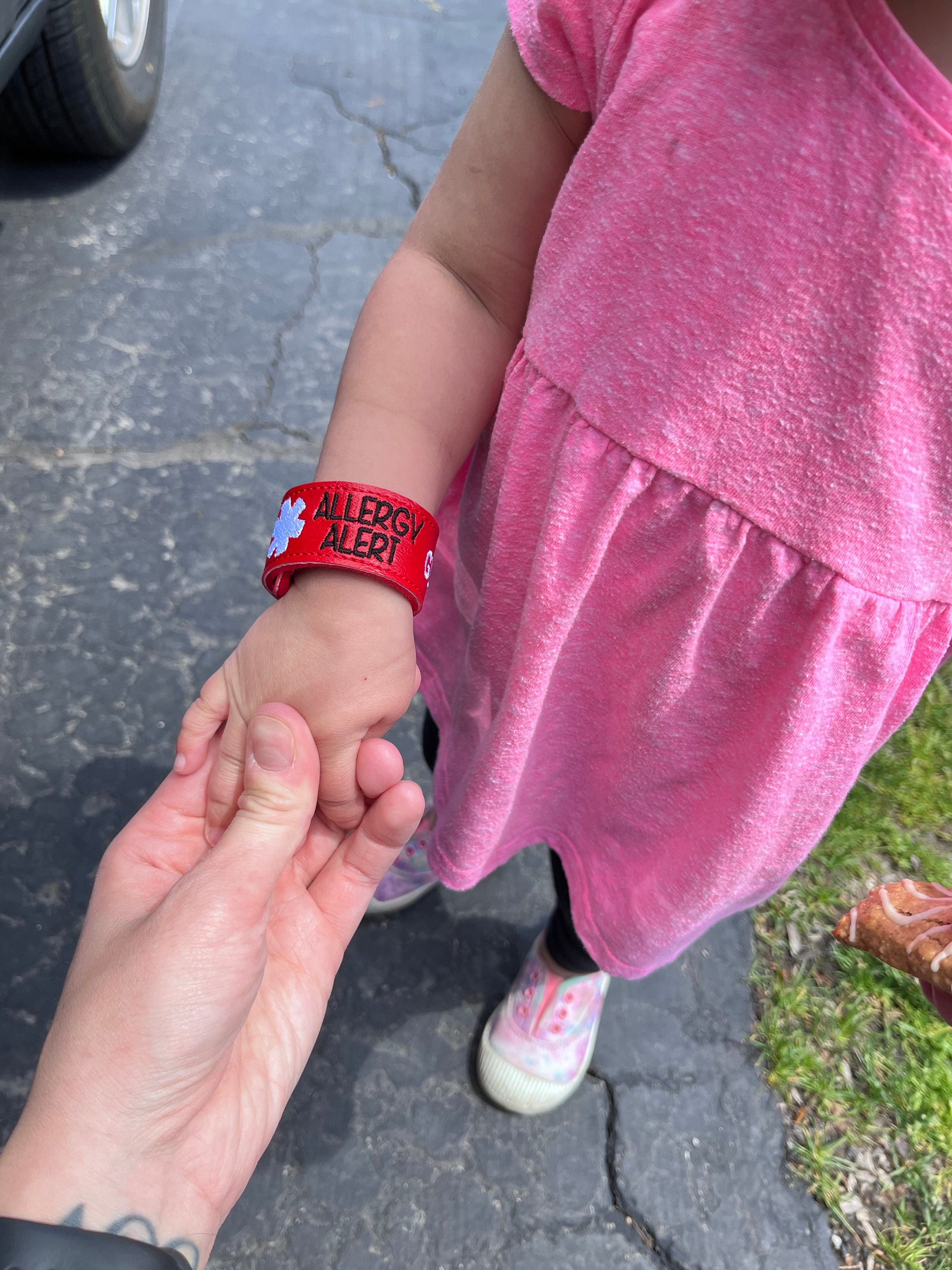 Peanut Tree Nuts Milk Dairy Egg Shellfish Soy Gluten Bee Custom Food Allergy Medical Alert Snap Tab Bracelet by Sara Sews Stuff