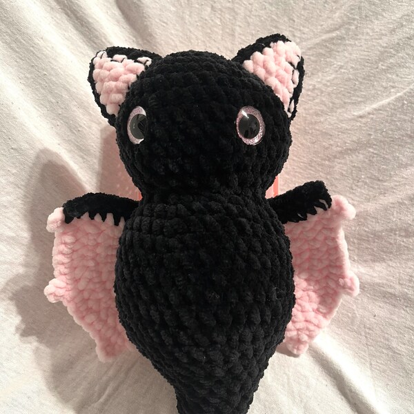 Crochet Amigurumi Bat Pattern Crochetgrove, Crochet Bat, Small Crochet ...
