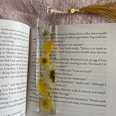 Handmade Floral Resin Bookmarks - Etsy
