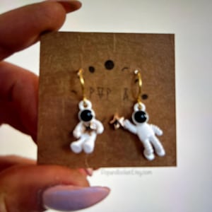Mary added a photo of their purchase
