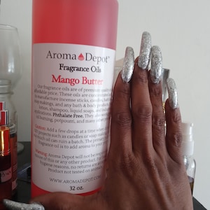 Alisa added a photo of their purchase
