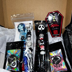 Esmeralda added a photo of their purchase