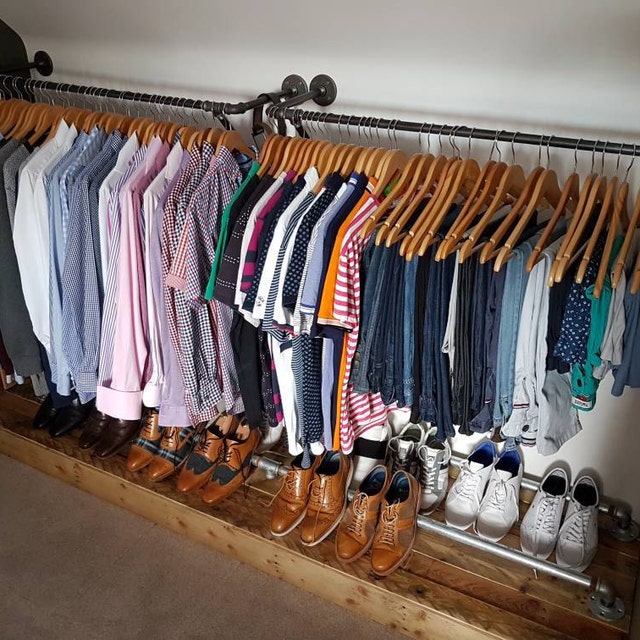 Clothes wall mount hotsell