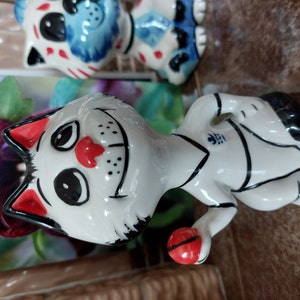 Simon added a photo of their purchase