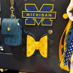 Melinda added a photo of their purchase