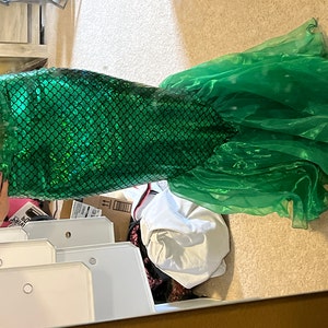 Kaylee added a photo of their purchase