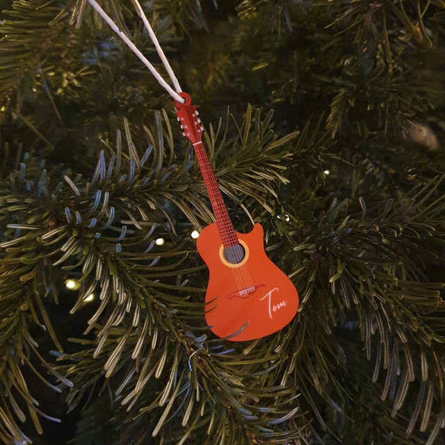 Lot De 5 Décorations Sapin De Noël Guitare En Bois - Motif 'Rock Around The Guitar' - Pour Guitaristes Et Fans De Musique