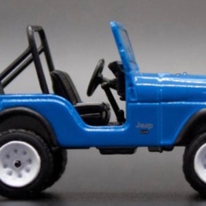 GreenLight 30209 1969 Ford Club Wagon Bus – Polizia Emergenza, Scala 1/64, Blu