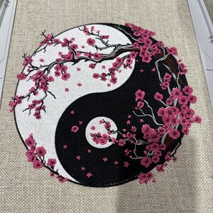 Yin Yang Tree of Life Embroidery Design, Minimalist Modern Nature