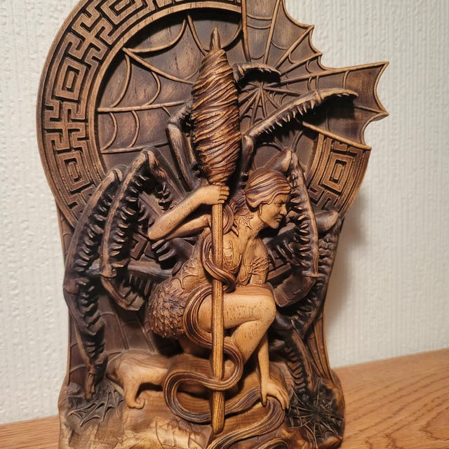 アラクネ像：ギリシャの女神彫刻、ウィッカのオカルト装飾 - Etsy 日本