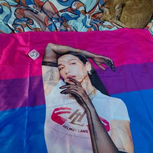 Axelle added a photo of their purchase