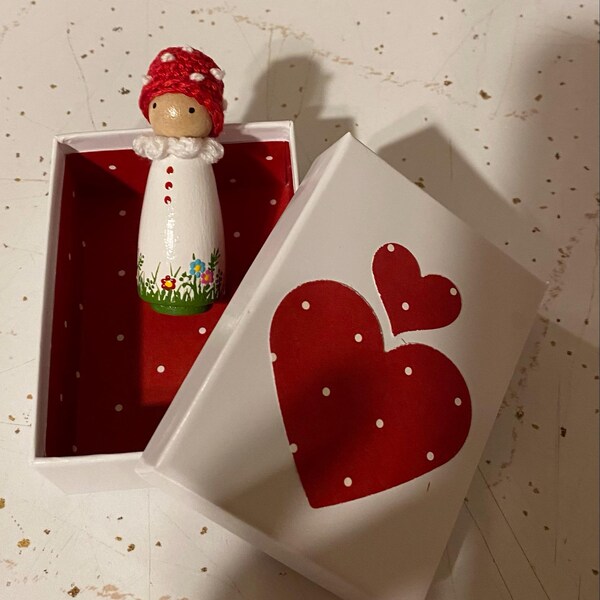Christmas Peg Doll Girl in Flower Hat/hand-painted Snowflake Miniature ...