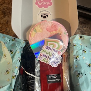 Hazel added a photo of their purchase