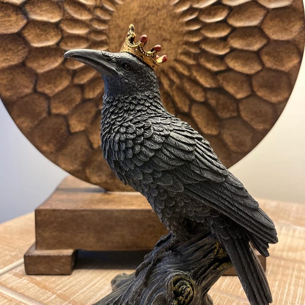 Crowned Crow Statue - Etsy