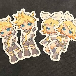 Kagamine Rin and Len Vinyl Sticker - Etsy