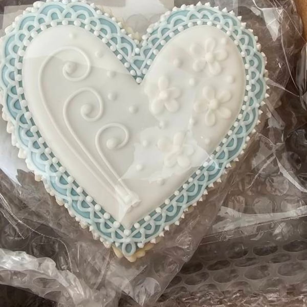 6 Lace Heart Sugar Cookies: Royal Icing Wedding Favors - Etsy