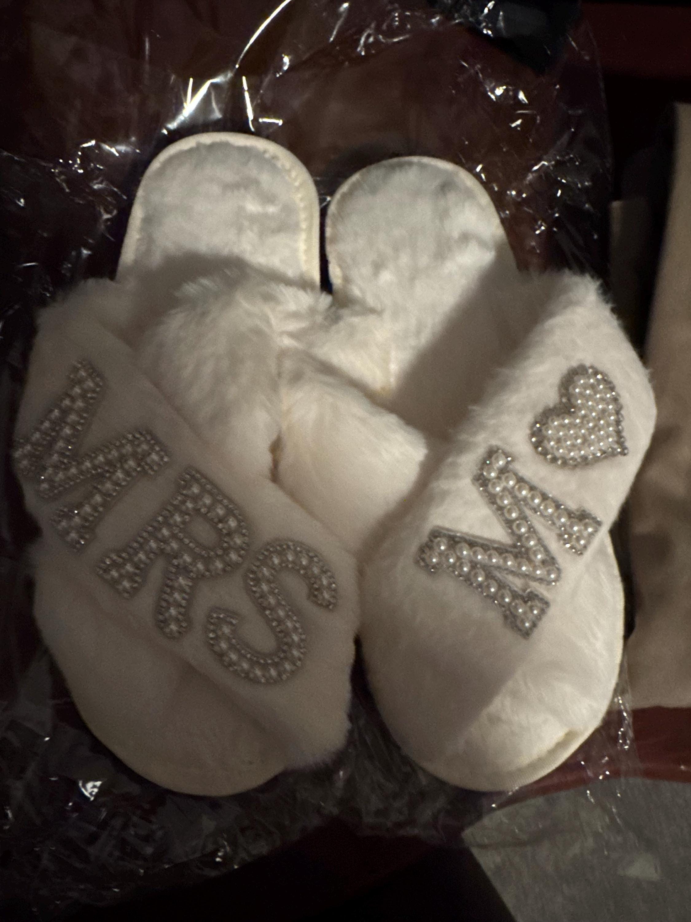 Bridal Mrs Wedding slippers, Custom Mrs Fluffy Slippers with pearls letters, Bridal Shower Gifts, Gifts For Her, Bridal Slippers, Slippers
