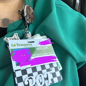 Taylor added a photo of their purchase