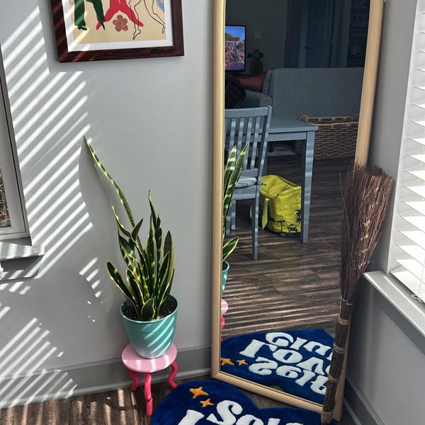 Handmade Sassy Lips Tufted Rug, Funky Pop Art Tongue Out Floor Mat ...