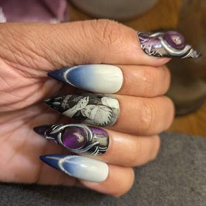 Eve added a photo of their purchase