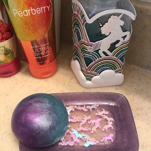 poured flamingos